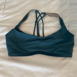 Lululemon Women's Slate Blue Strappy Sports Bra Size 8
